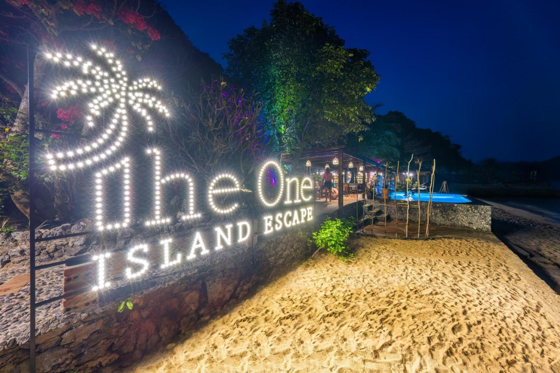 The One 'Private Island' Escape Hotel Gia Luan Exterior photo